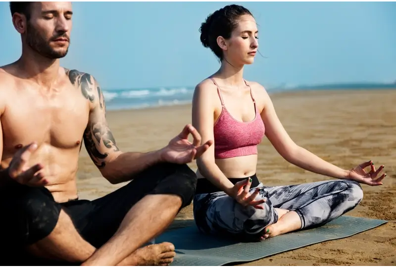 How to Spend a Day in Miami : Beach Yoga Session
