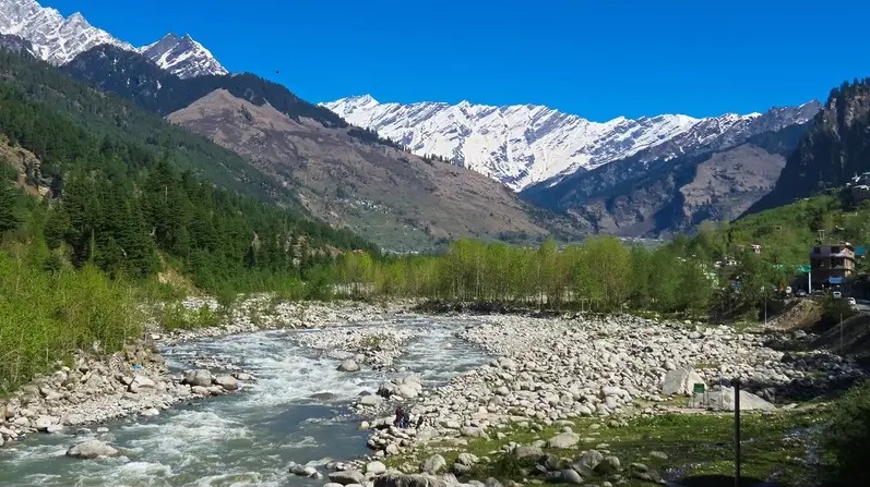 Best Places to Visit in India in August: Manali