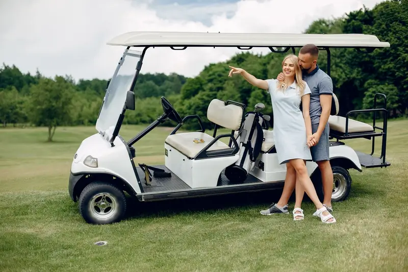 How to Get around Isla Mujeres: Golf Cart