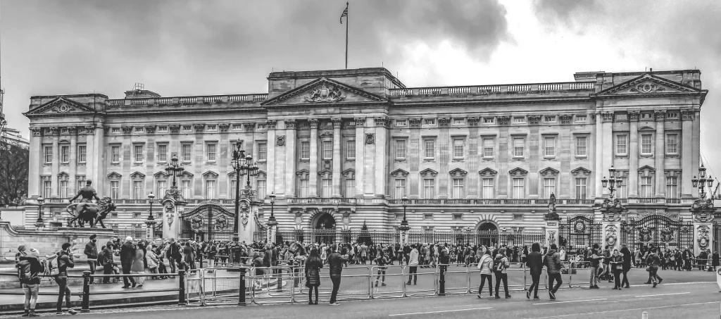 24 Hours in London: Iconic Landmarks
