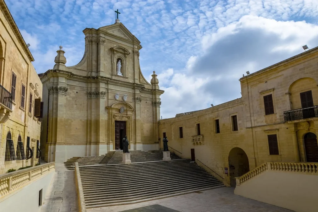 Hop-On Hop-Off Tour in Gozo, Malta: Victoria