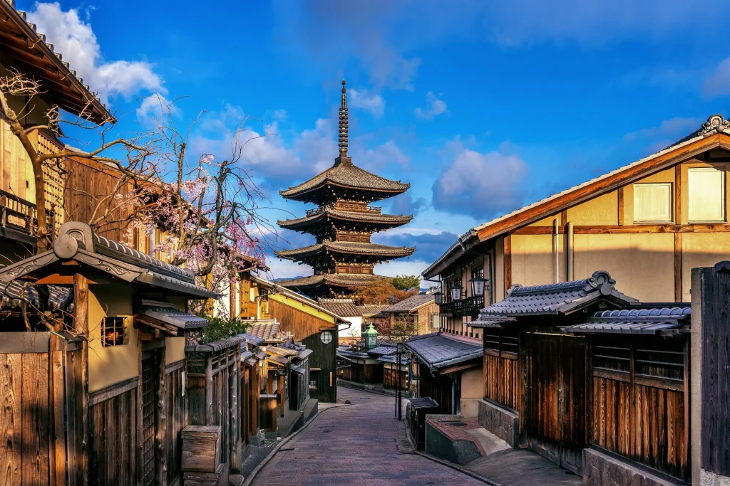 Wandering Alone in Japan: Stay Central but Peaceful