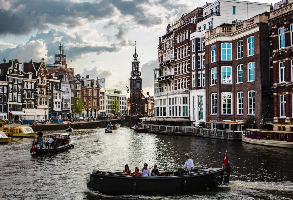 10 Days in Europe: Discovering Amsterdam